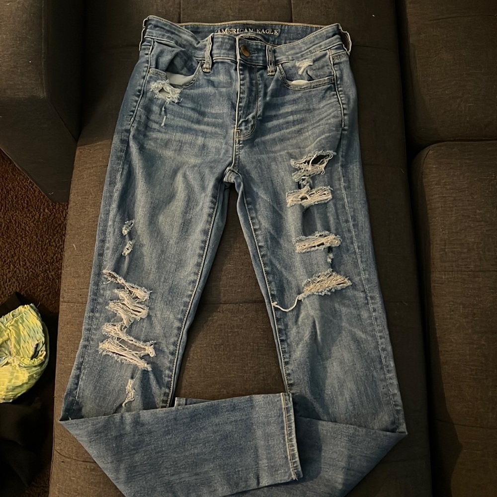 selling these American eagle super stretch x jeans!